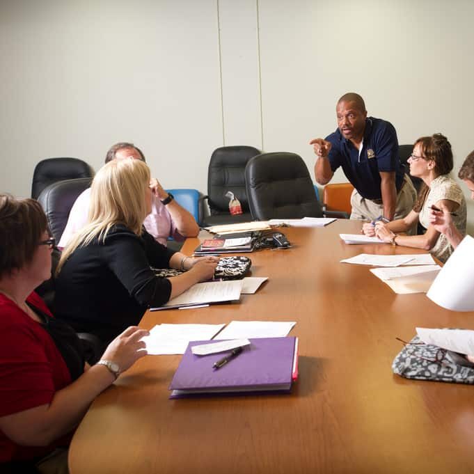 Dr. LaVelle Hendricks teaching